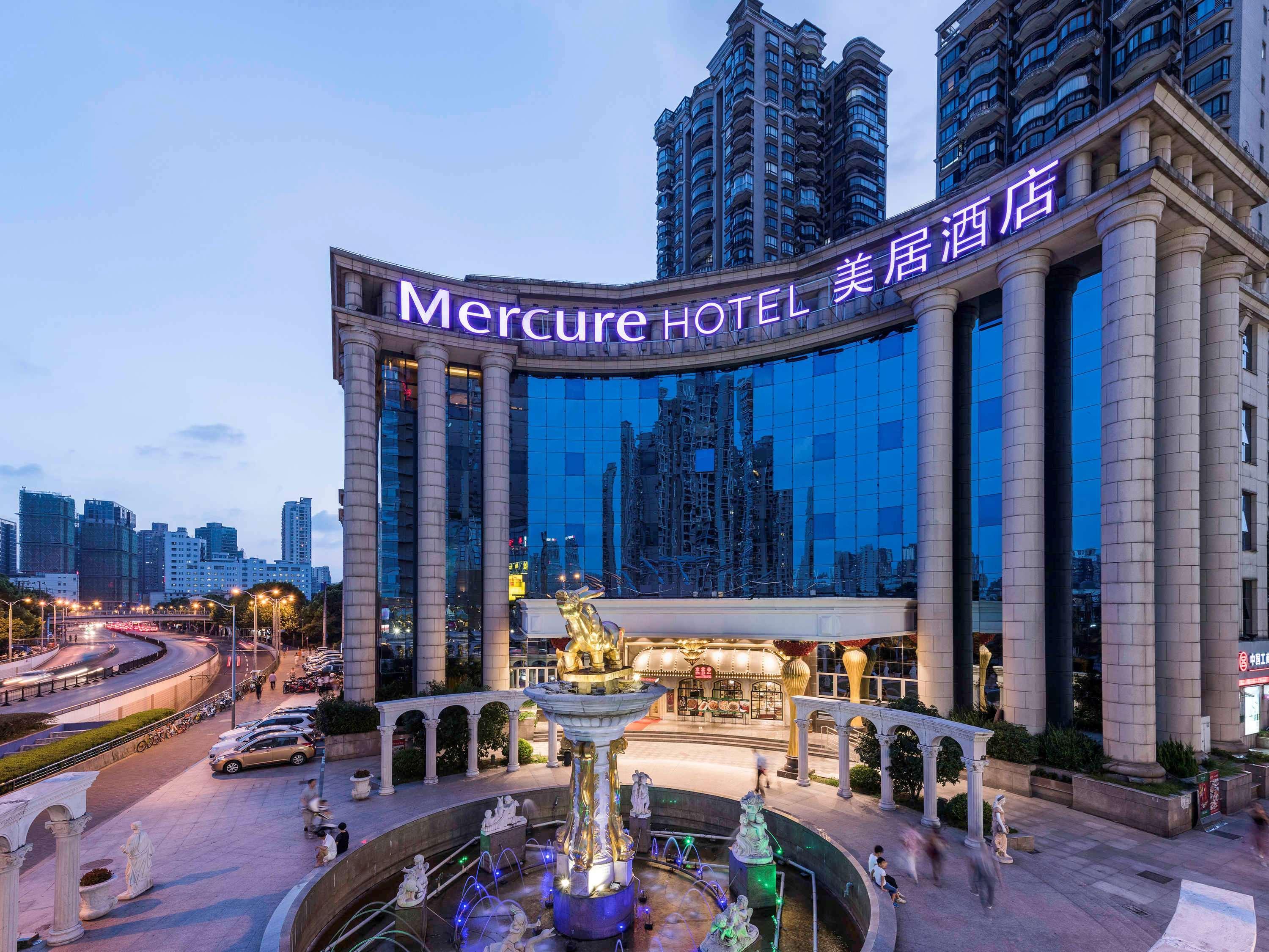 Mercure Shanghai Yu Garden Exterior photo